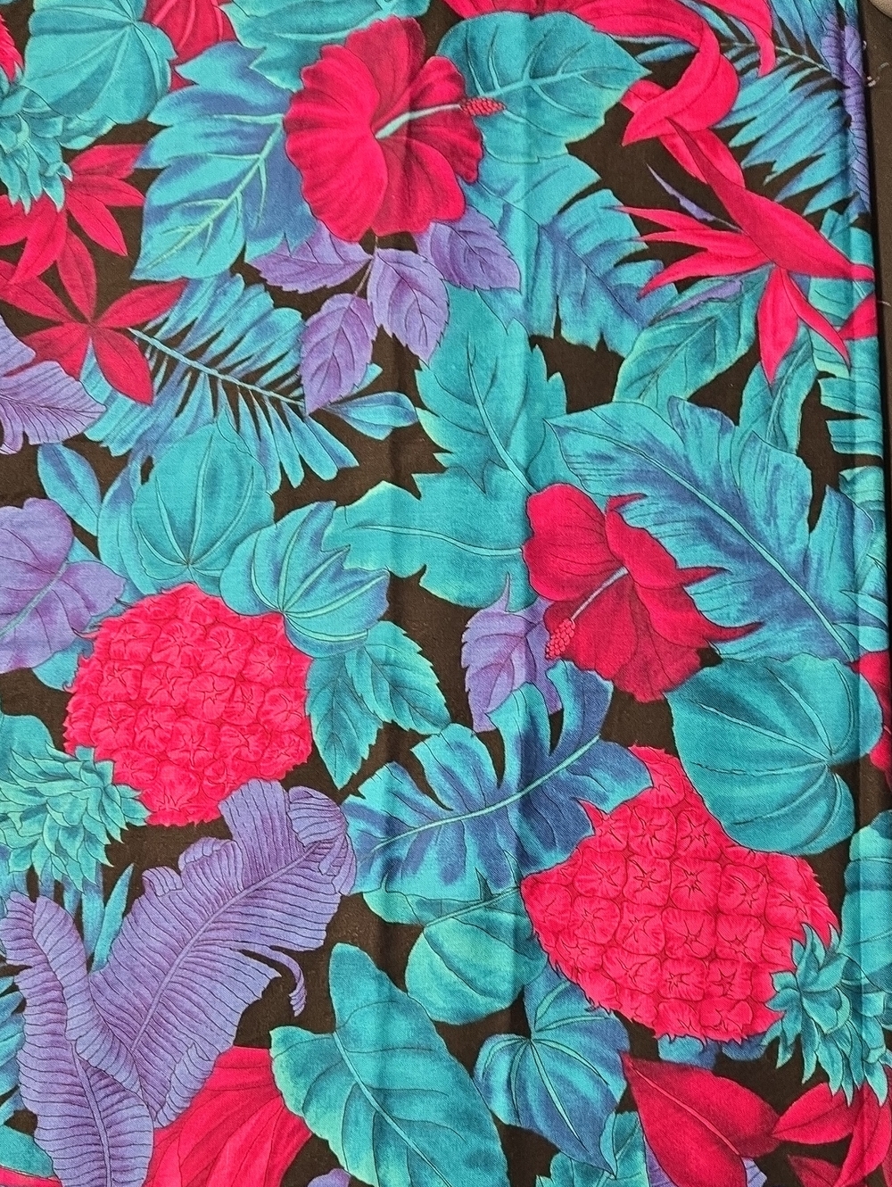 Coral Reef by Hoffman International Fabrics 1 Yd x 44" NWOT